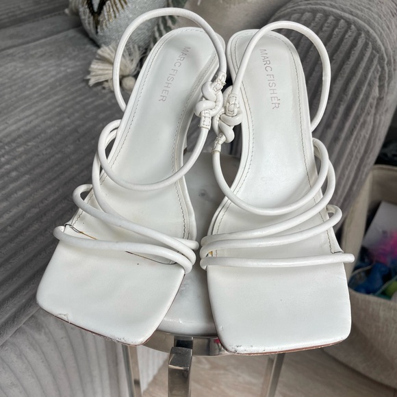 Marc Fisher Strappy Dareta Heel Sandals White Size 7.5 - Picture 2 of 9